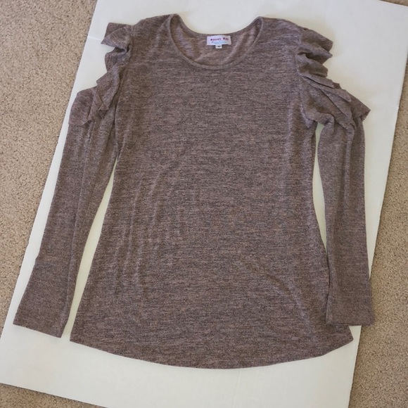 Mayah Kay long sleeve top - Picture 1 of 4